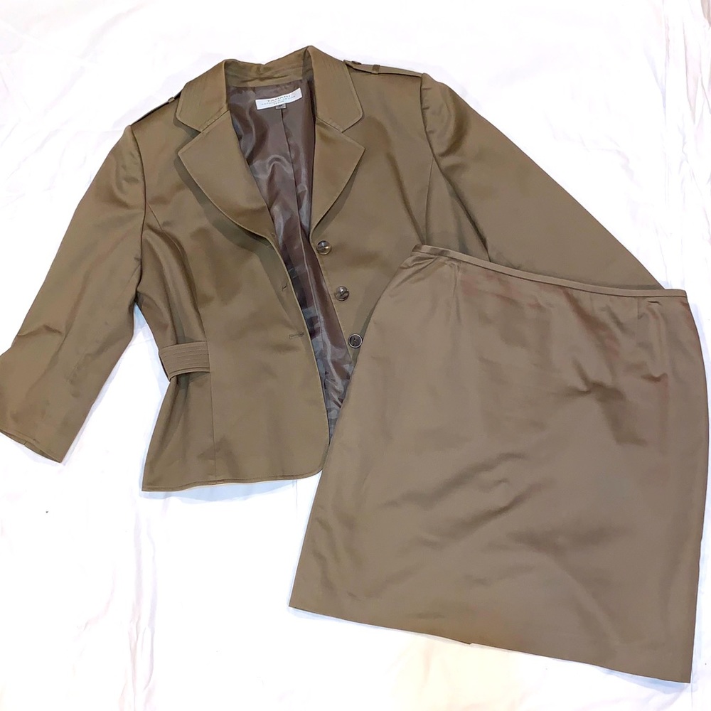 2pc Tahiri business suit